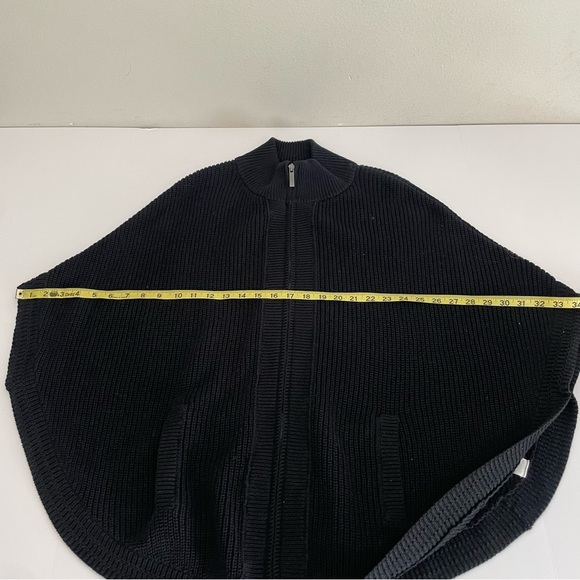 Talbots Black Sweater Cape Poncho Zip Up Size Small Medium S/M - Picture 9 of 12